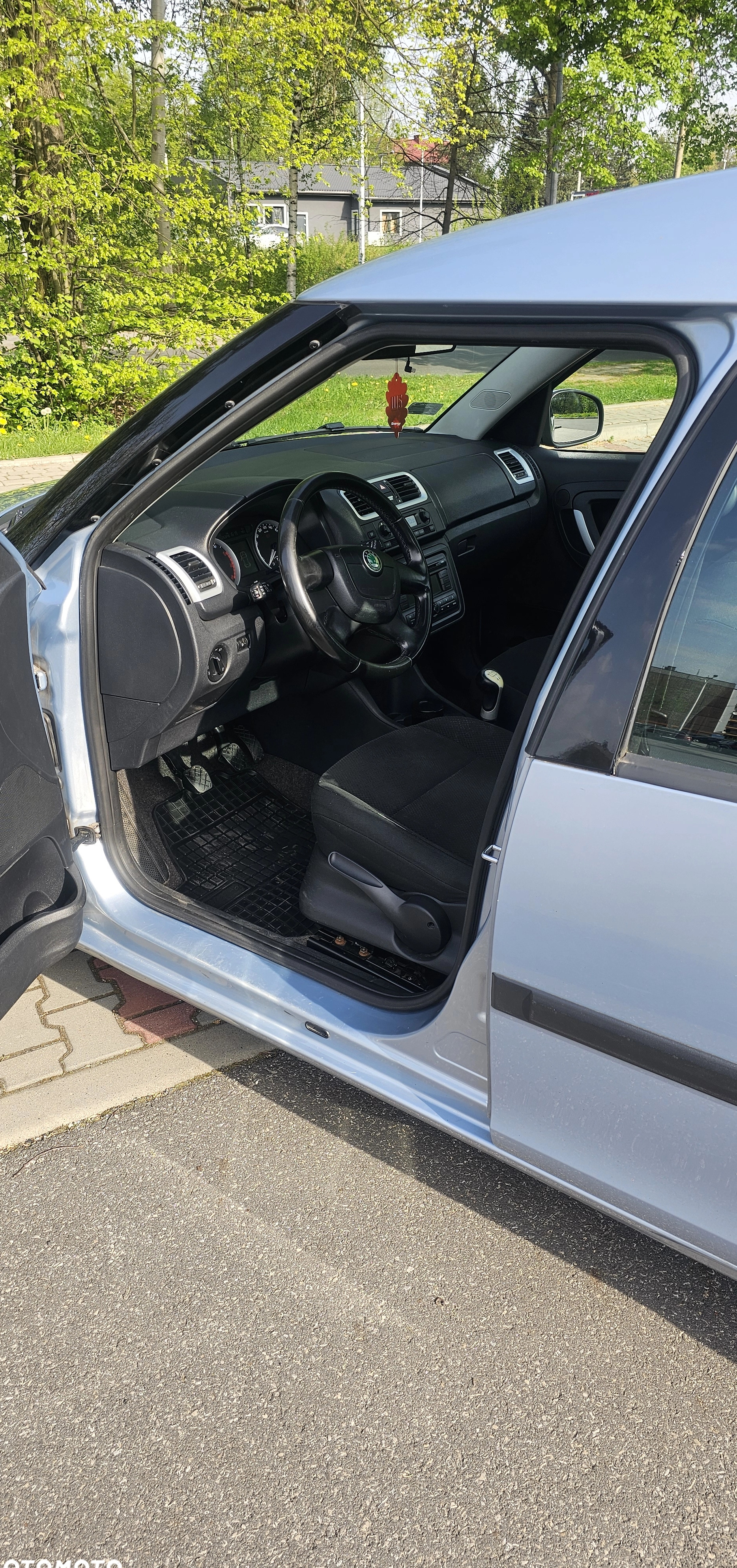 Skoda Roomster cena 18000 przebieg: 261000, rok produkcji 2010 z Rakoniewice małe 79